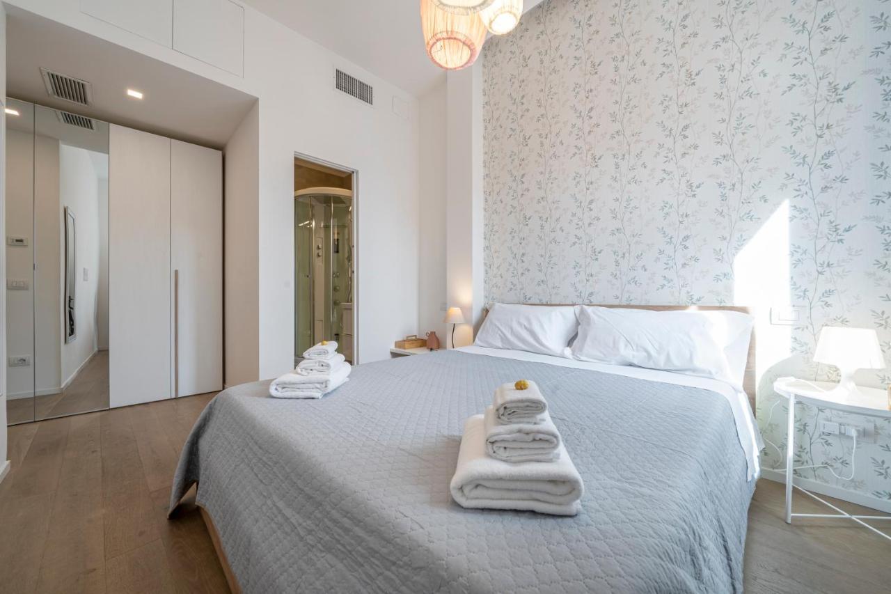 Piazza Maggiore-Luxury Apartment-Elegant Terrace Bologna Bagian luar foto