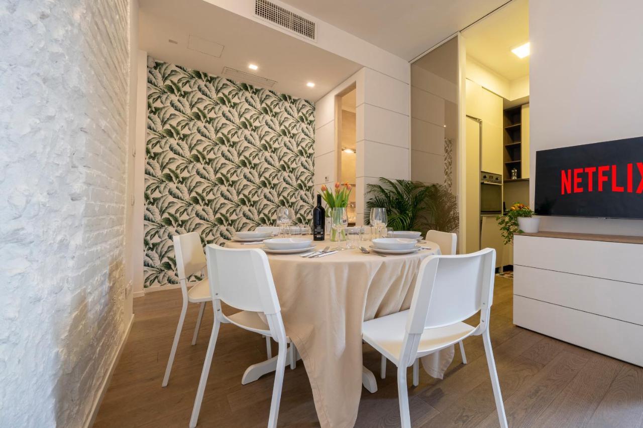 Piazza Maggiore-Luxury Apartment-Elegant Terrace Bologna Bagian luar foto