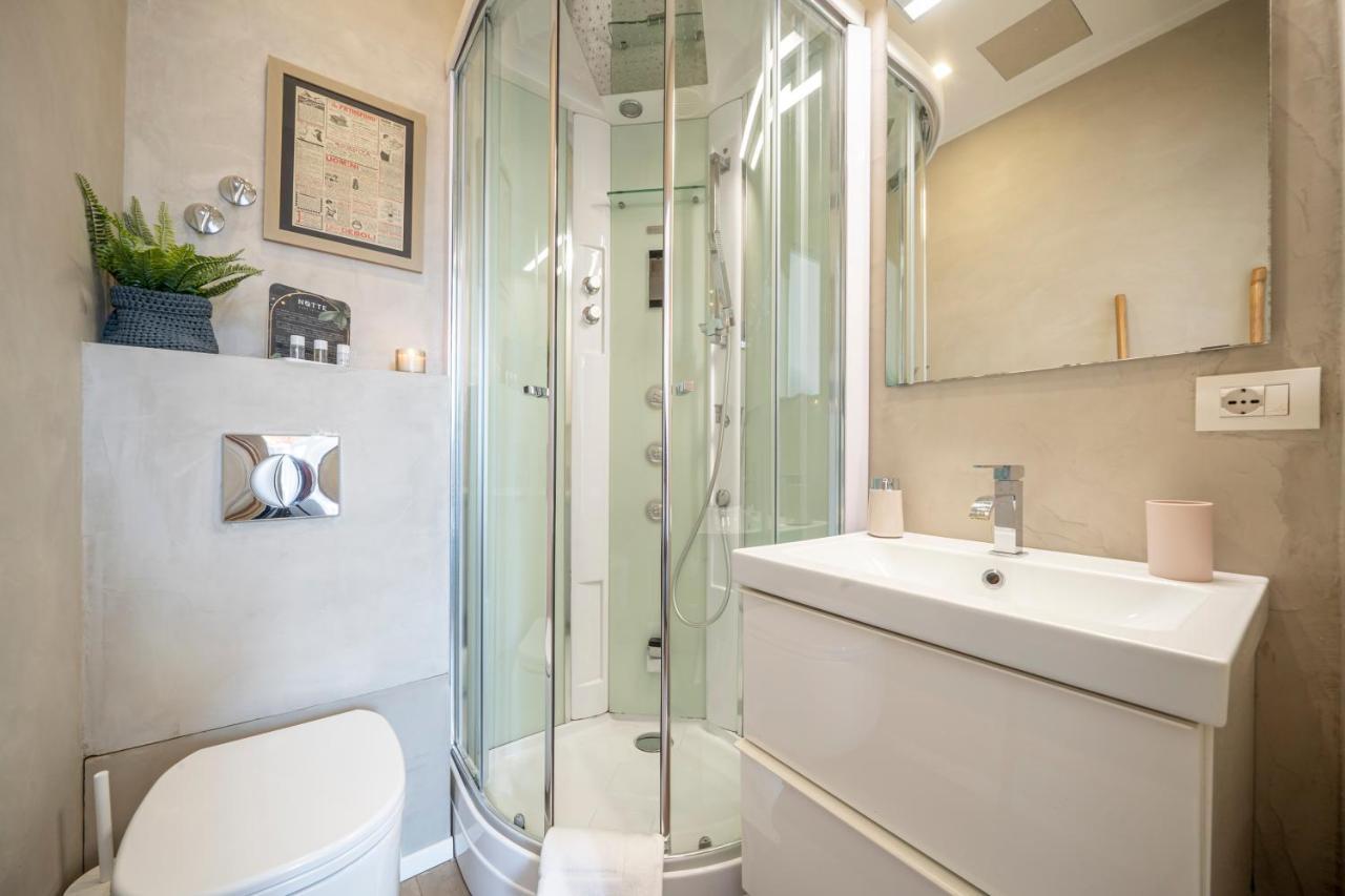 Piazza Maggiore-Luxury Apartment-Elegant Terrace Bologna Bagian luar foto
